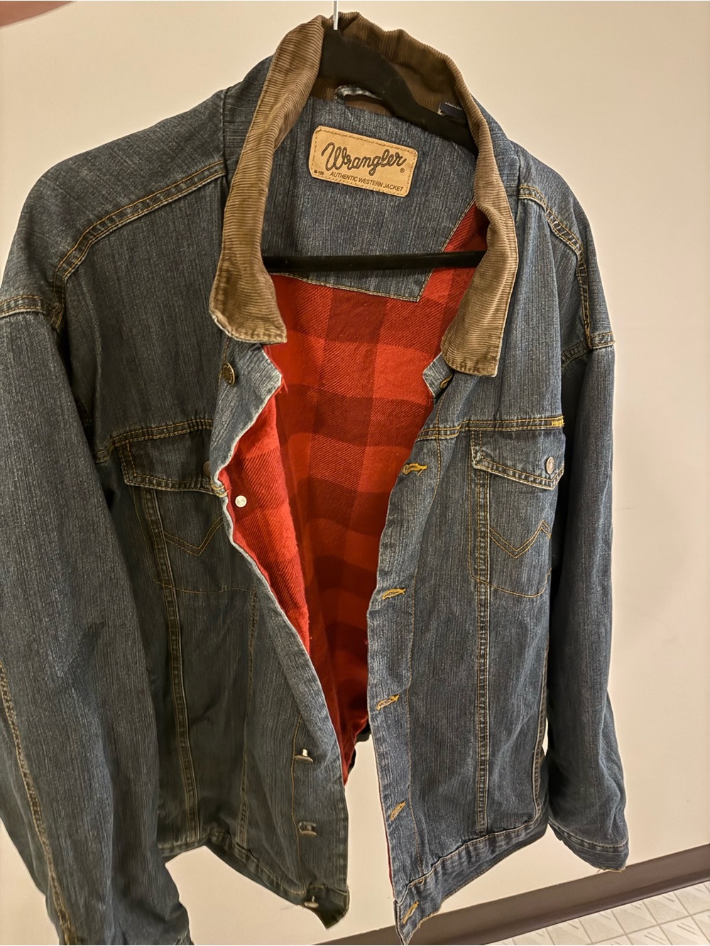 Wrangler Blue Denim Jacket with Red Plaid Lining and Brown Corduroy Collar